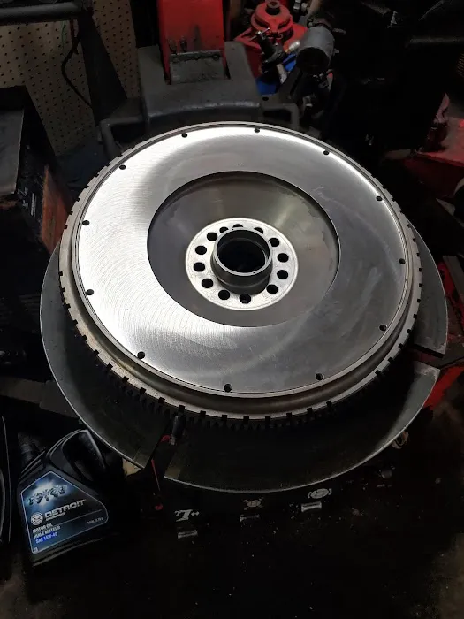 Riverside Truck Repair & Road Service 0