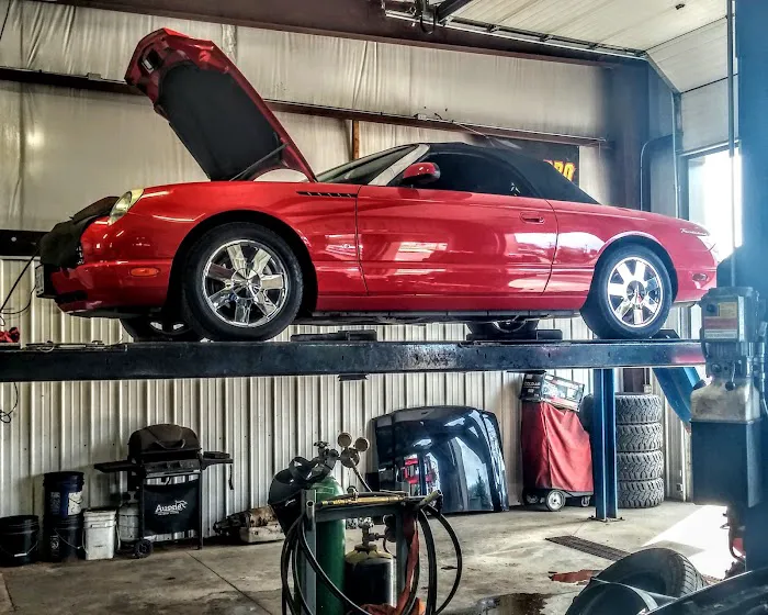 Little Wolf Automotive - Wausau 5