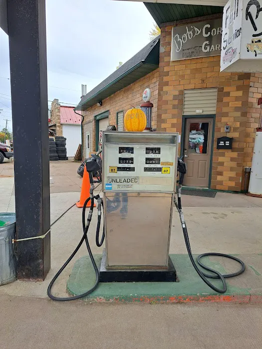 Bob's Corner Garage 3