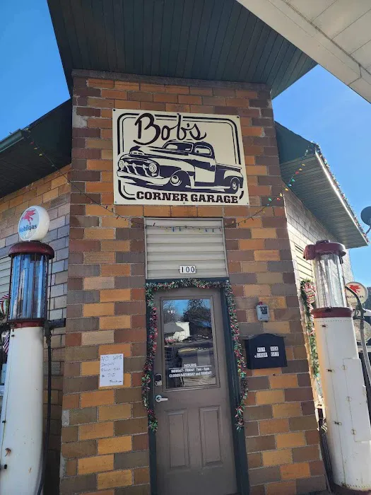 Bob's Corner Garage 4