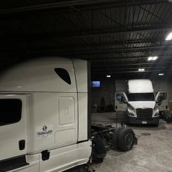 TL Truck and Trailer Repair LLC ico