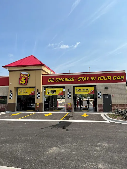Take 5 Oil Change 0