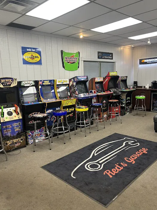 Red's Garage 2