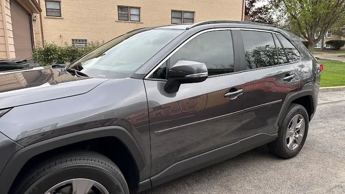 ROMEO’S Window Tinting 2