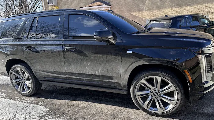 ROMEO’S Window Tinting 3