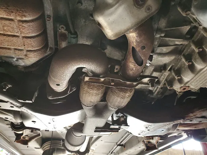 Muffler & Brake Man Auto Repair 5