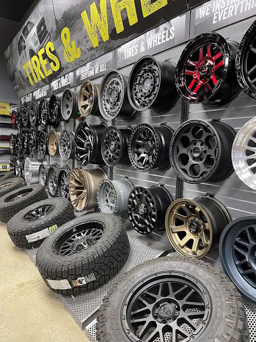 Total Offroad & More: Truck, SUV, & Jeep 4x4 Parts - South Elgin, IL 7