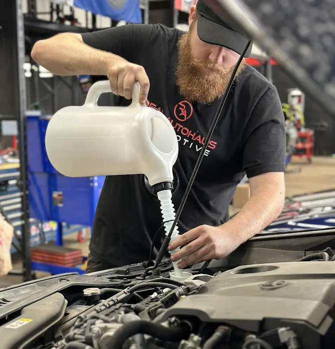 Real Autohaus Automotive Saint Charles 9