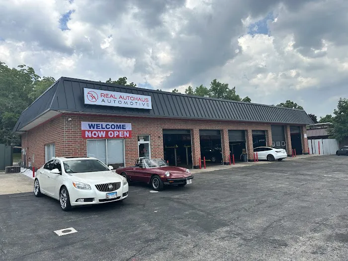 Real Autohaus Automotive Saint Charles 5