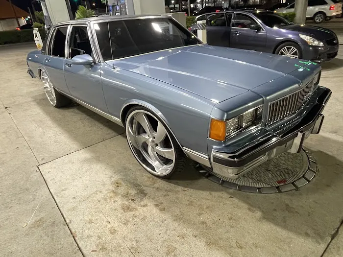 MAK's Tire & Wheel 4