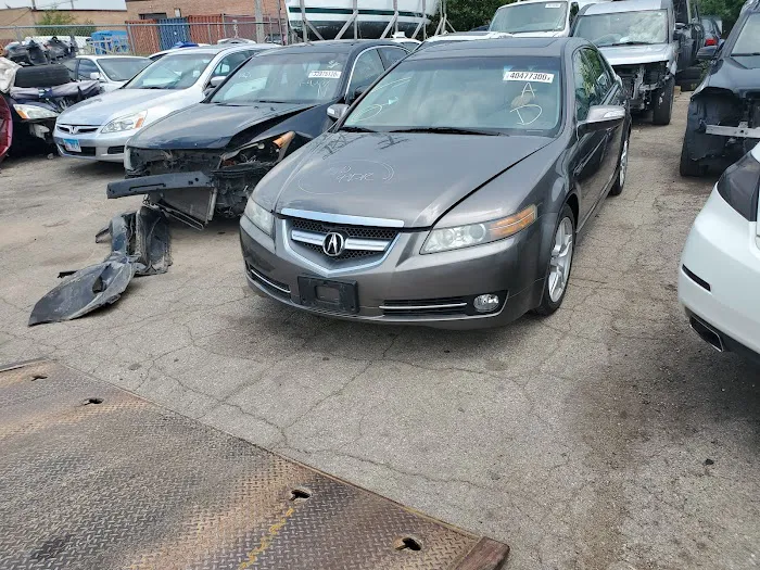 Duke's Auto Body 1