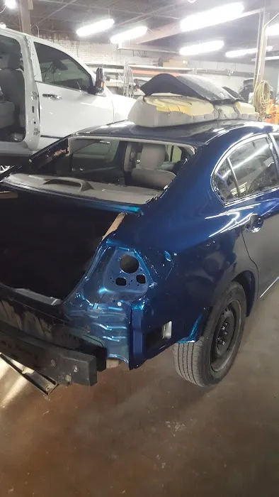 Duke's Auto Body 7