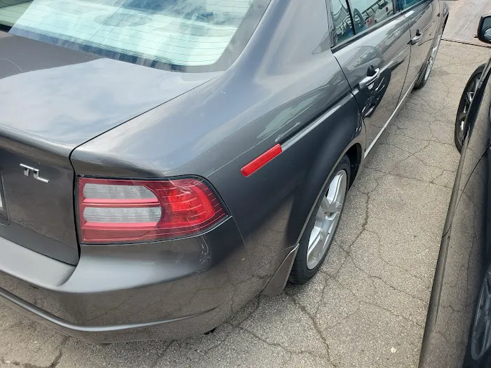 Duke's Auto Body 8