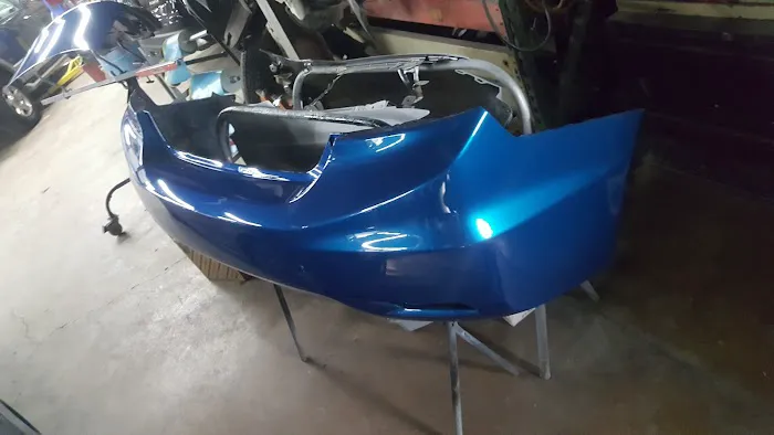 Duke's Auto Body 5