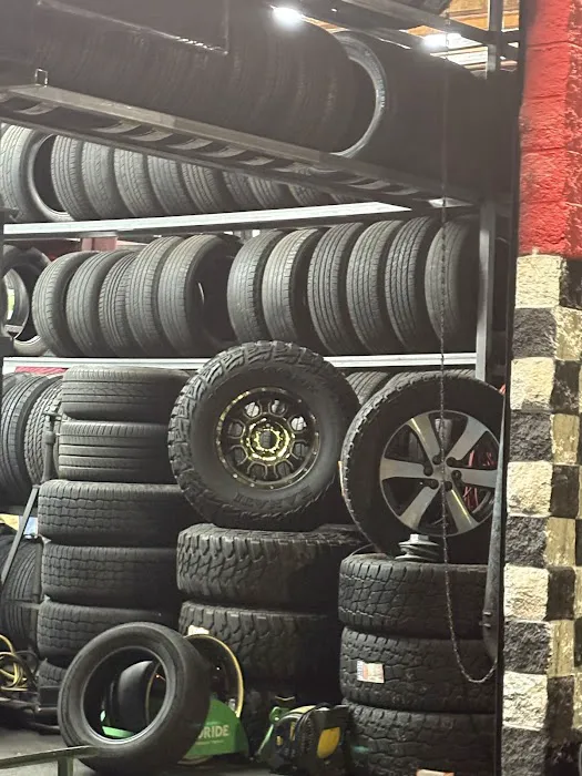 SANTA CRUZ TIRES 2