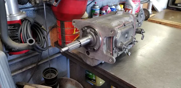 Hank's Automotive 5