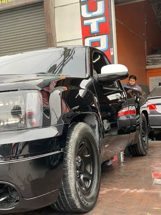 Del Rey Auto Body Shop 6