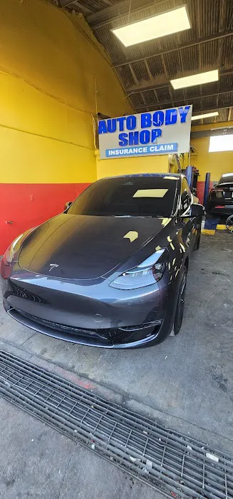 Del Rey Auto Body Shop 2