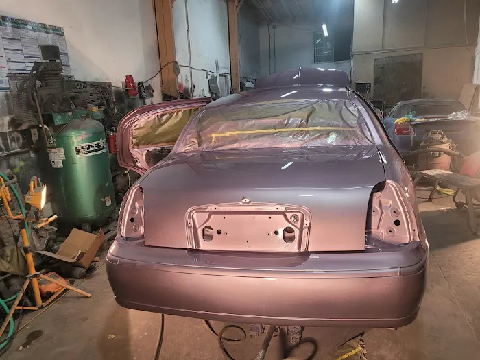 La Roca Auto Body Repair 1