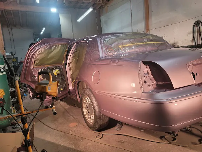 La Roca Auto Body Repair 3
