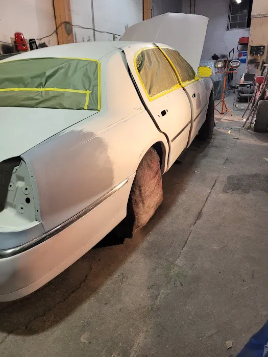 La Roca Auto Body Repair 9