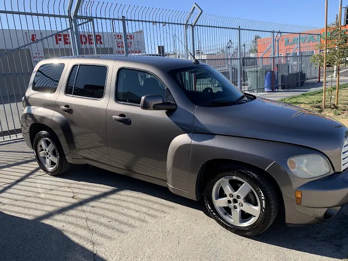 Leon's Auto body Inc 8