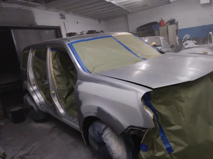 junior body shop and paint 0