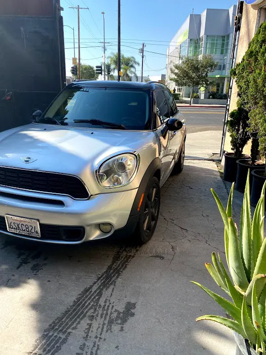 Jessy's Auto Body 6
