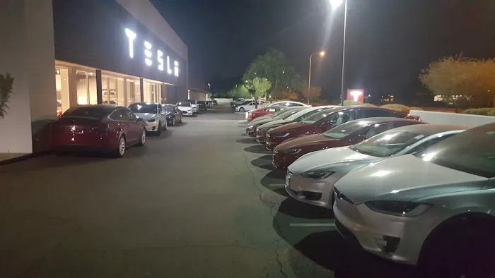 Tesla Service Center 7