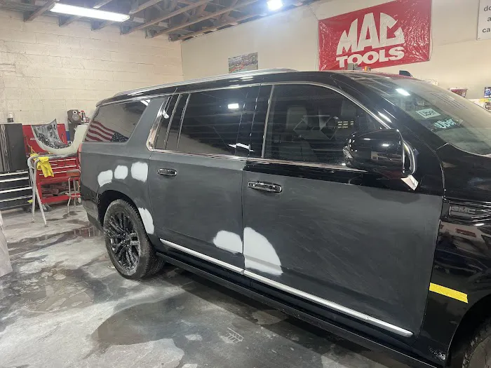 Elias auto paint & body shop 3