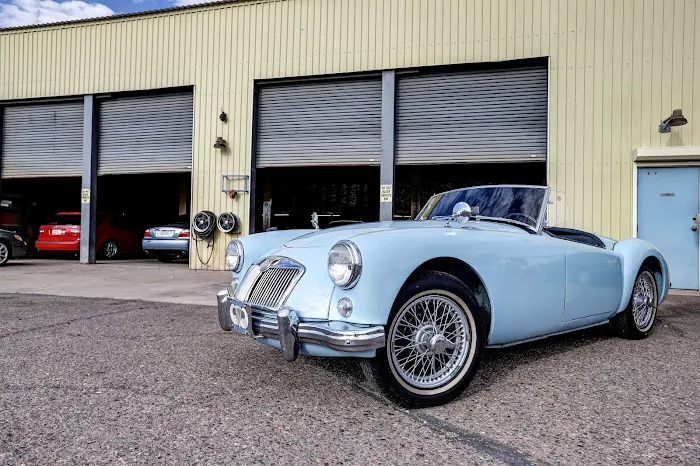 Sports Car Service Center 5