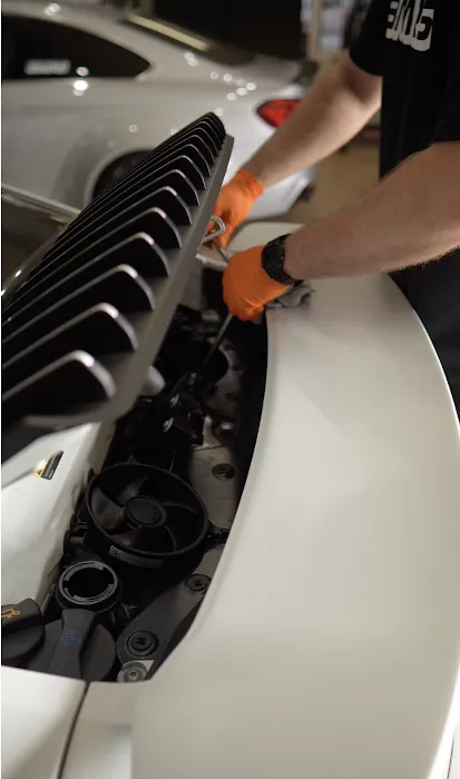 BMRS - BMW DEALERSHIP ALTERNATIVE 3