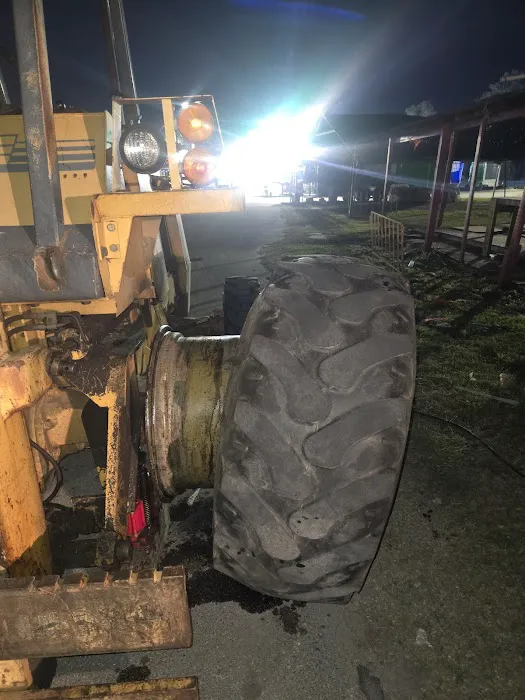Sundown Commercial Tires Shop And Road Service 4