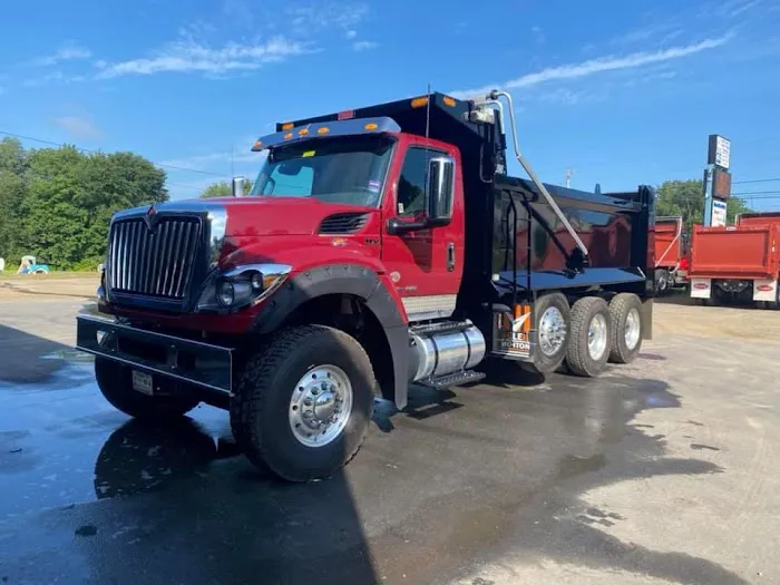 Cliffs Heavy Truck Painting and Equipment 0