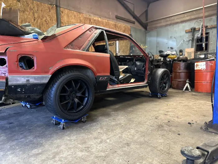 Overland Garage 0