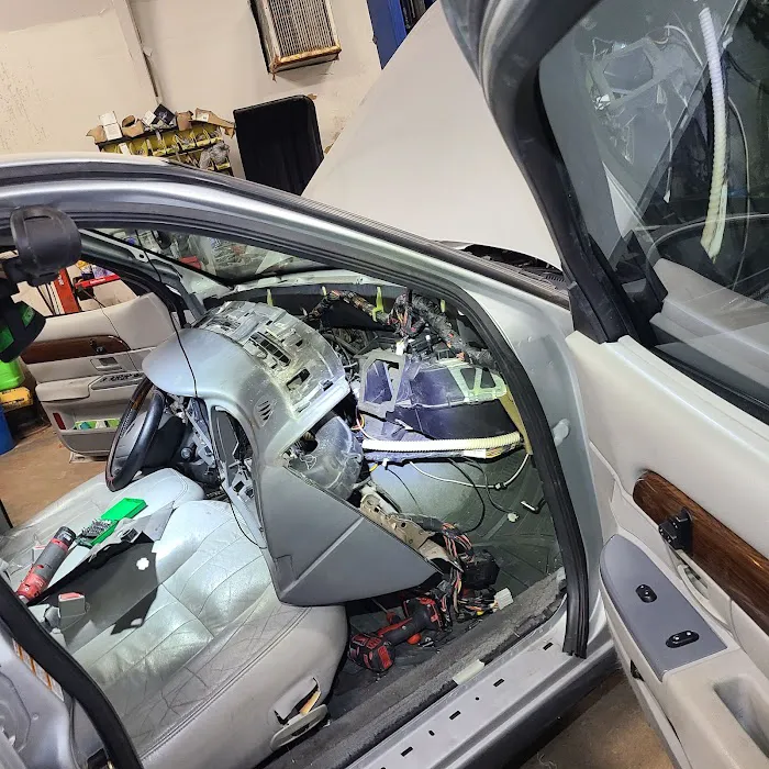 Peraltas Auto Repair 1