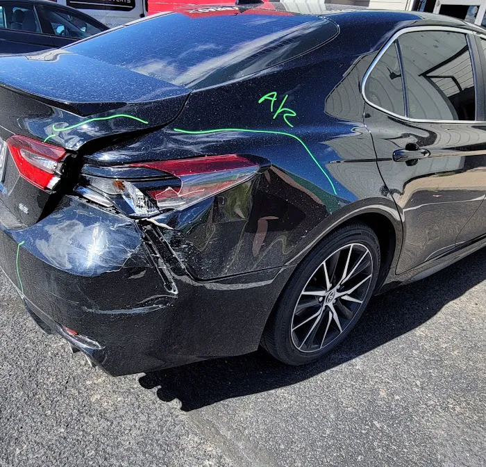 CARSTAR Right Choice Collision 7