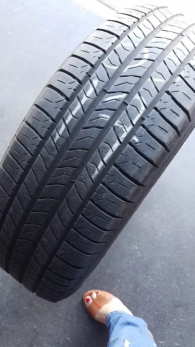 El Tingon Tire Shop 7