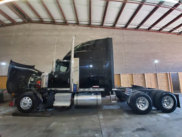 MV TRUCK AND TRAILER REPAIR 6