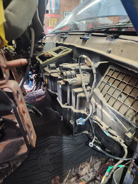 Polos Auto Repair 6