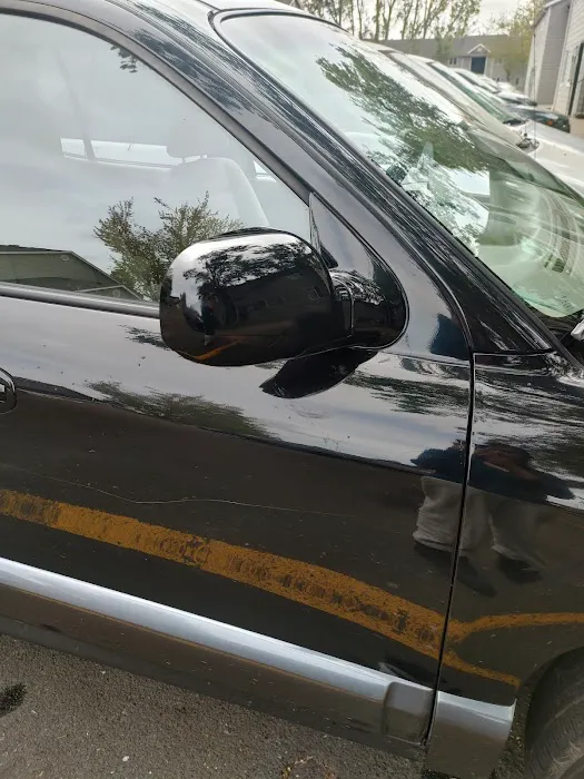 Payless Auto and Collision 4