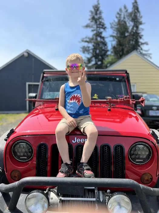 T&R Automotive 0