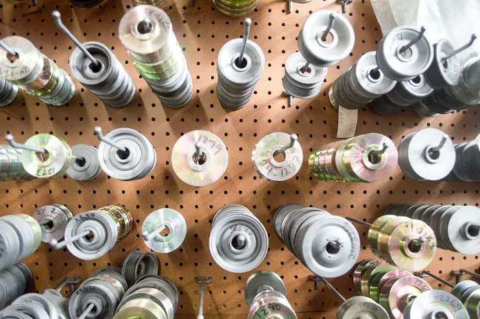 Walz's Rebuilt Auto Parts 3