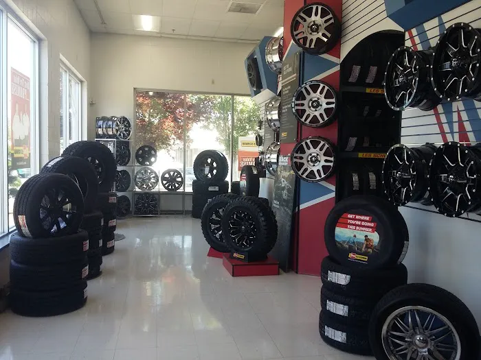 Les Schwab Tire Center 0