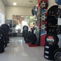 Les Schwab Tire Center