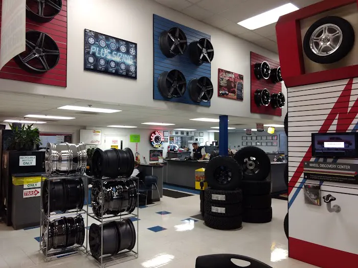 Les Schwab Tire Center 5