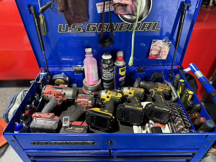MadTam’s Mobil mechanics 6