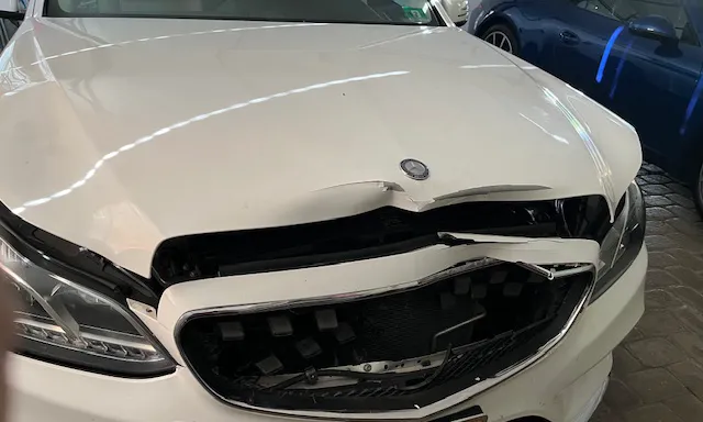 Unicar Autobody 4