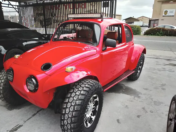 Danny’s Auto Body 0
