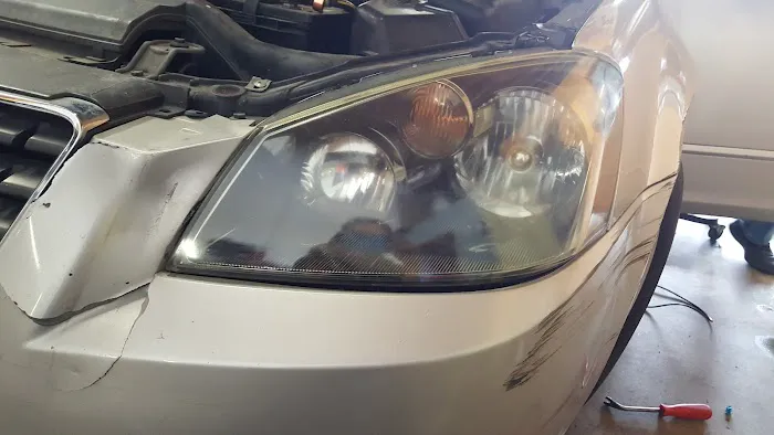 Car Audio & Window Tint 3